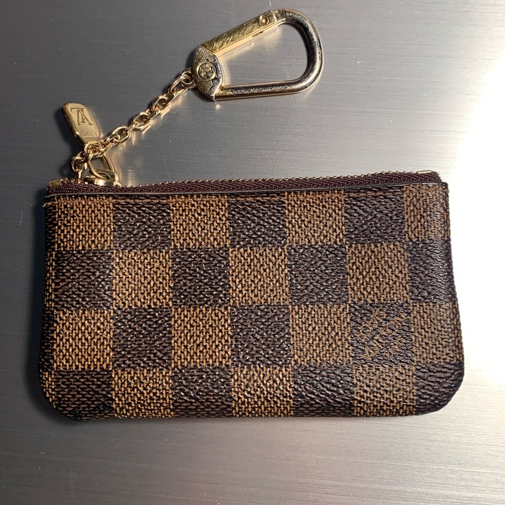 Auth Louis Vuitton cles  Damier  Wallet